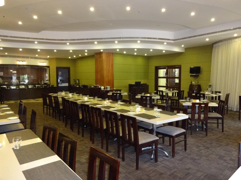 Regenta Central Deccan Chennai, Royapettah Exteriör bild