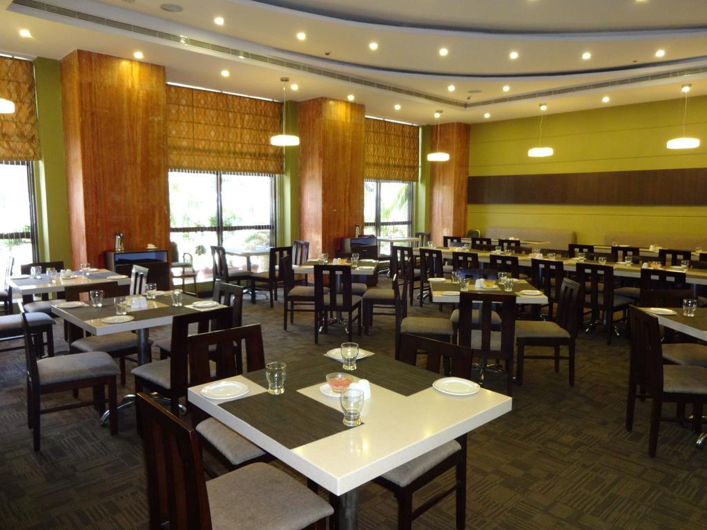 Regenta Central Deccan Chennai, Royapettah Exteriör bild